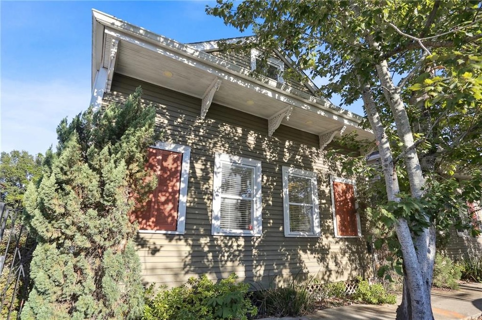 1724 Burdette St, New Orleans, LA 70118 - photo 1