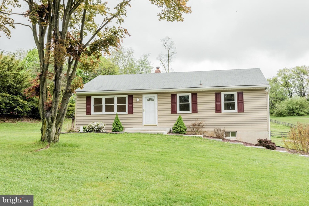 4615 Bartholow Rd, Sykesville, MD 21784 - photo 1