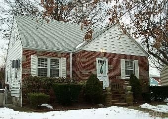 729 Briggs St, Bellmore, NY 11710 - photo 1