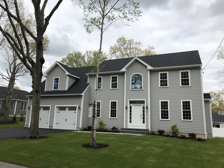 87 Sol e Mar St, Dartmouth, MA 02748 - photo 1