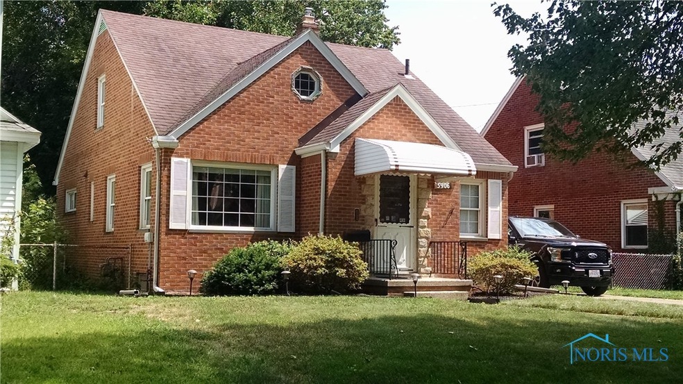 3906 Garrison Rd, Toledo, OH 43613 - photo 1