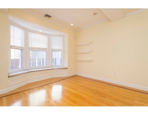 37 Fleet St unit 3, Boston, MA 02109 - photo 1