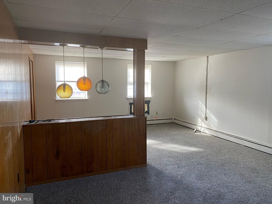 17 S 2nd St unit C, Quakertown, PA 18951 - photo 1