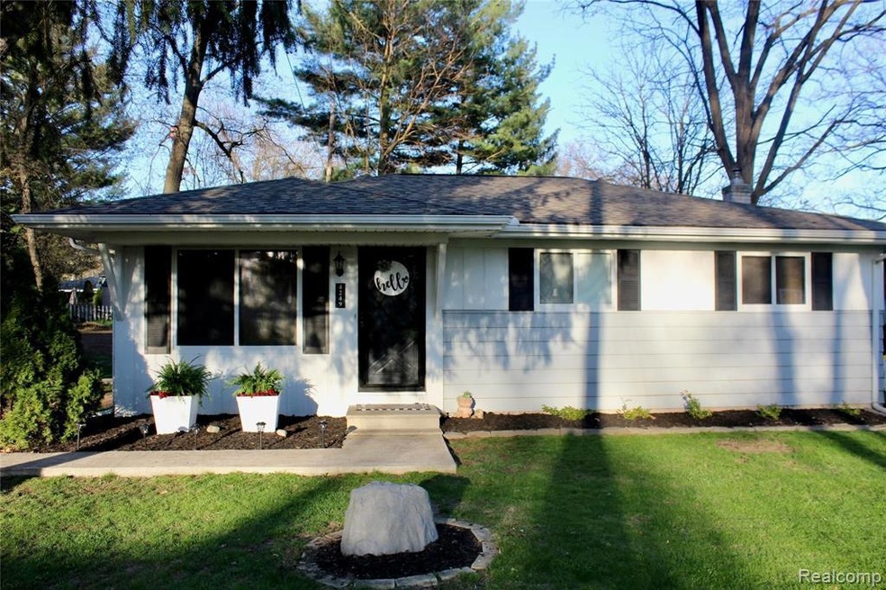 Welcome Home to 4249 Hillcrest Circle