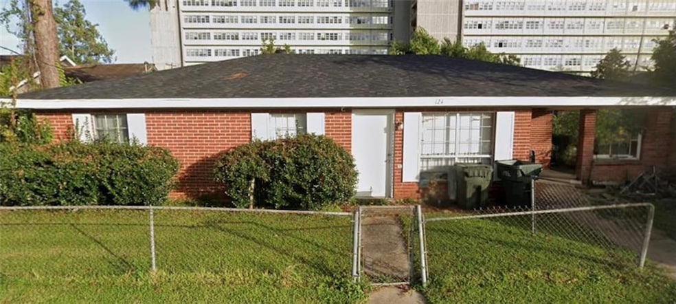 124 Prince Collins St, Houma, LA 70364 - photo 1