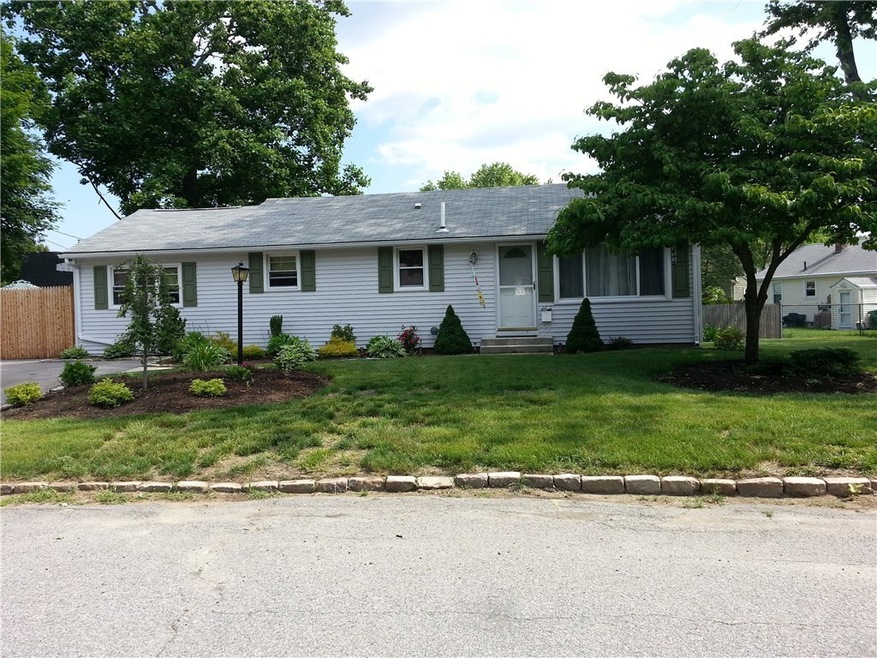 157 Hoxsie Ave, Warwick, RI 02889 - photo 1