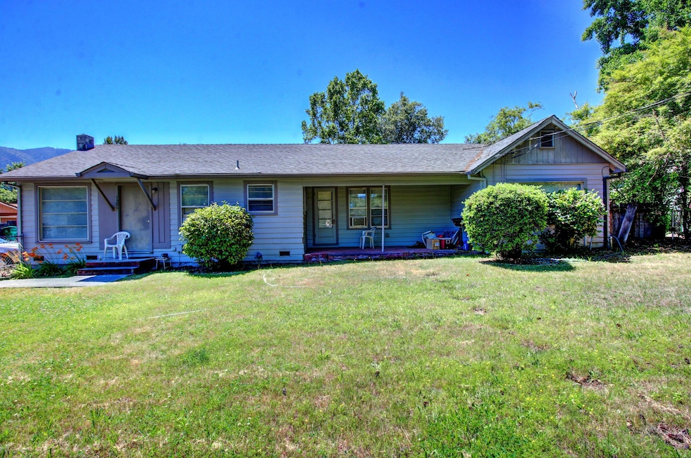 1297 Grandview