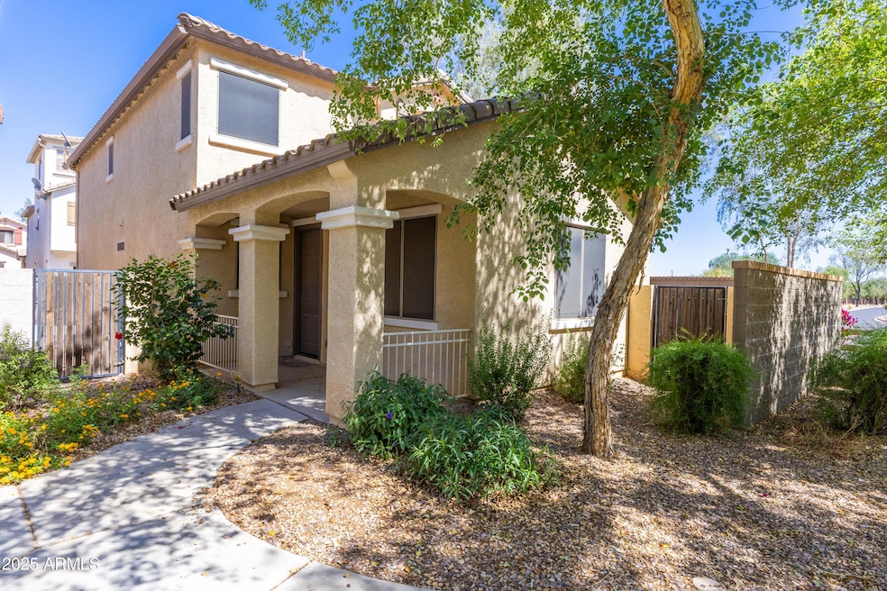 3837 E Santa Fe Ln---5
