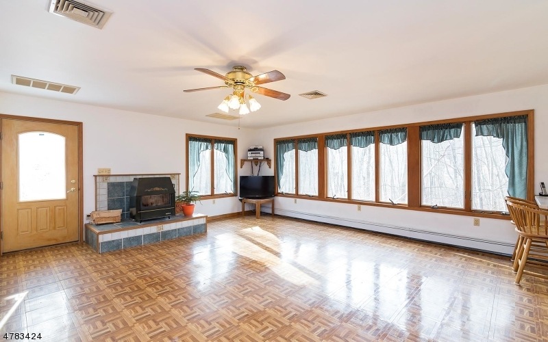 32 Mount Glen Rd, Ringwood Boro, NJ 07456 - photo 1