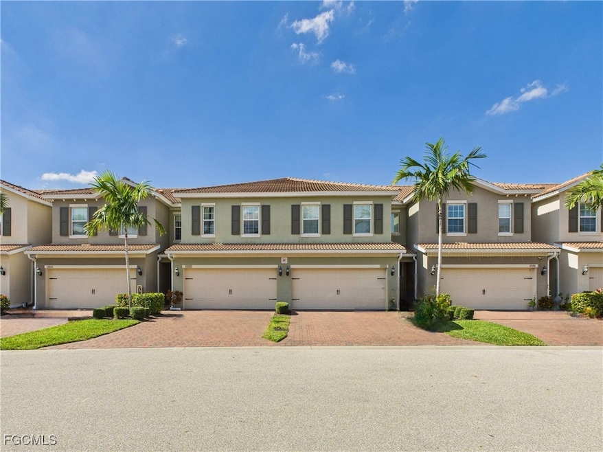 12600 Laurel Cove Dr, Fort Myers, FL 33913 - photo 1