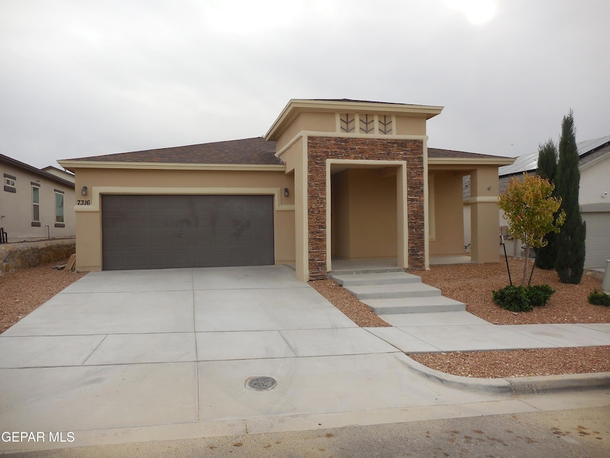 7316 Glacier Dr, El Paso, TX 79911 - photo 1