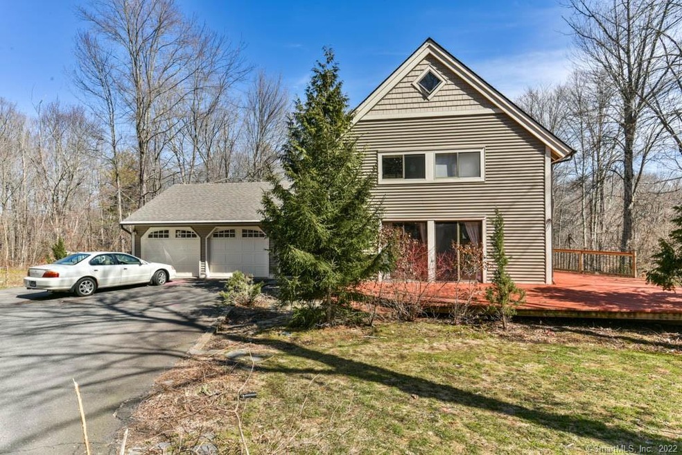 140 Wadhams Rd, Bloomfield, CT 06002 - photo 1