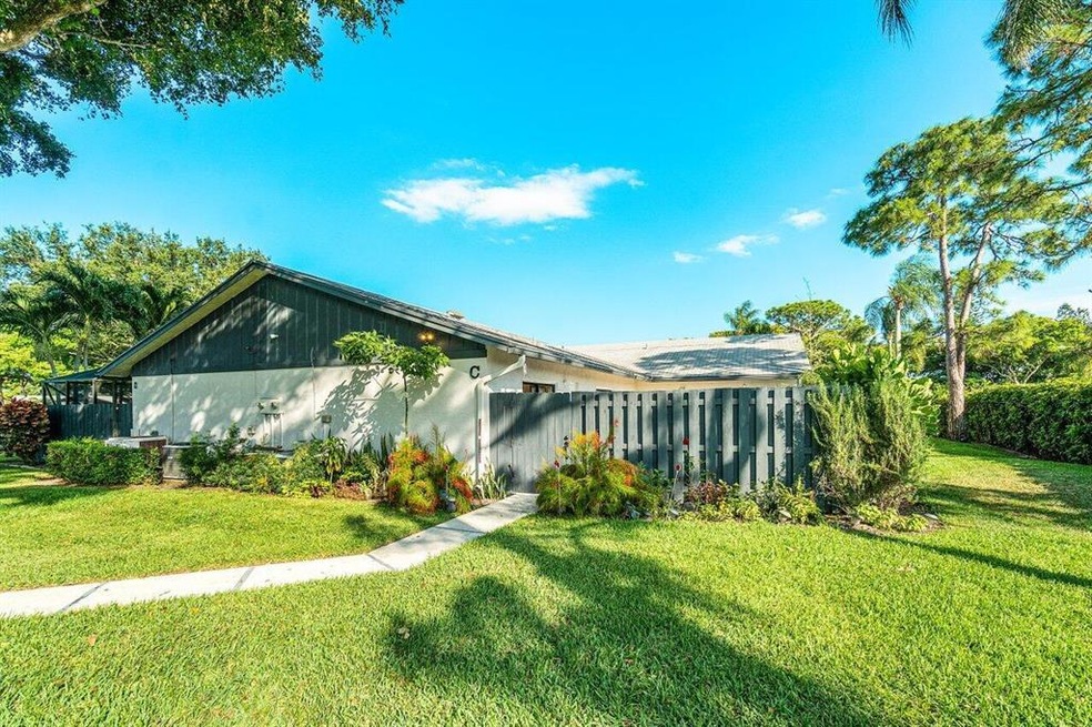 1134 Summit Trail Cir unit C, West Palm Beach, FL 33415 - photo 1