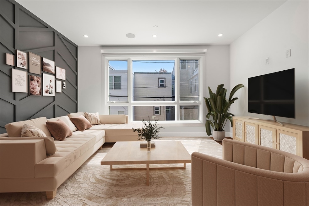 7 Kemble Place, Boston, MA 02127 - photo 1