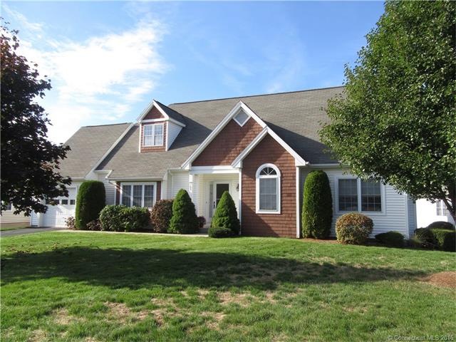 165 Thistle Pond Dr unit 165, Bloomfield, CT 06002 - photo 1