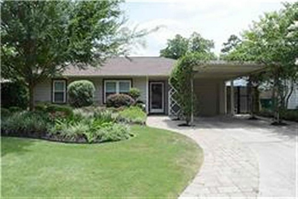 1325 Richelieu Ln, Houston, TX 77018 - photo 1