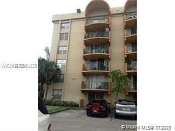 9360 Fontainebleau Blvd unit 109, Miami, FL 33172 - photo 1