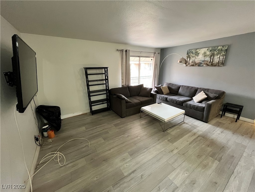 4961 River Glen Dr unit 28, Las Vegas, NV 89103 - photo 1