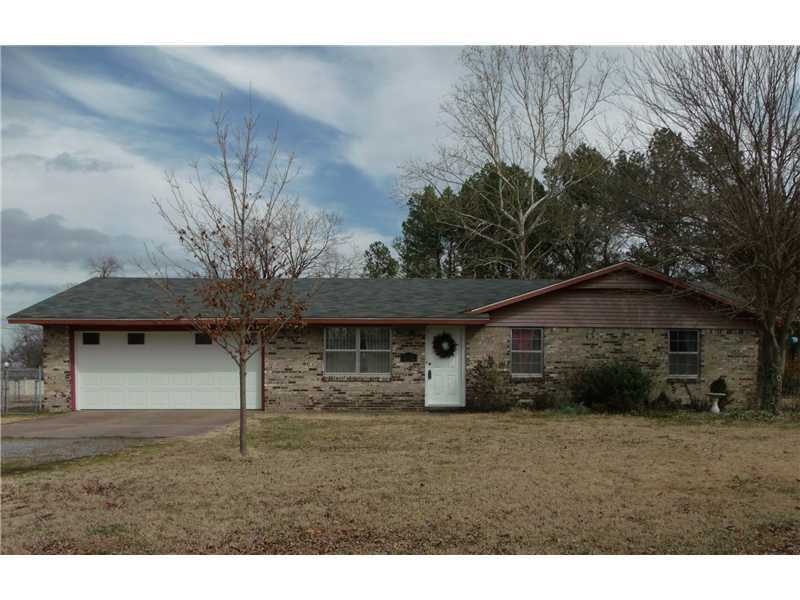 1801 Craig Cir, Rogers, AR 72758 - photo 1