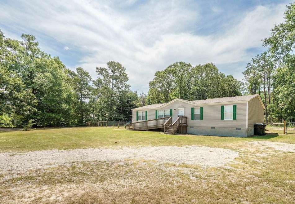 303 Spring Valley Dr, Byron, GA 31008 - photo 1