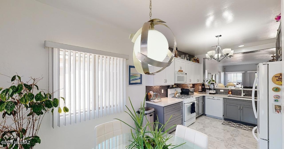 DiningRoomKitchen