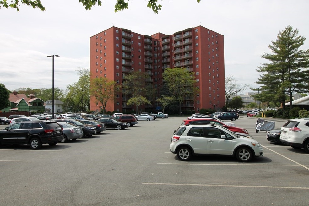 Sagamore Place Condominiums unit 206, Quincy, MA 02171 - photo 1