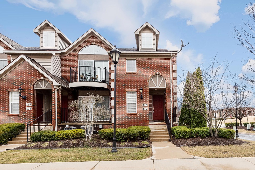 115 Oakbrook,
