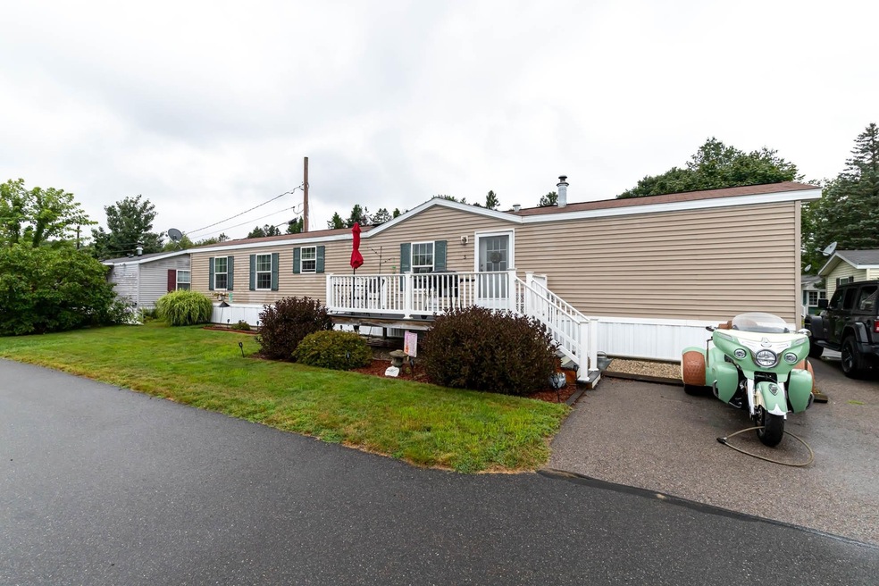 5 Eglin Blvd, Londonderry, NH 03053 - photo 1