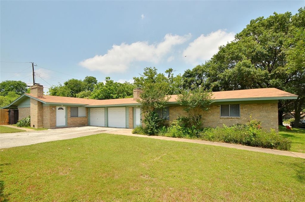 8900 Little Walnut Pkwy unit A, Austin, TX 78758 - photo 1