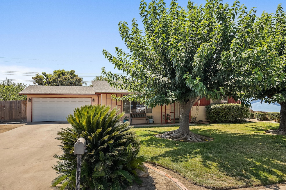 Pending $305,000 • Co-Listing Agent