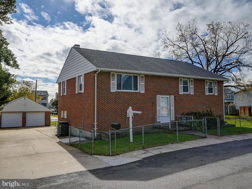 2411 Estelle Ave, Sparrows Point, MD 21219 - photo 1