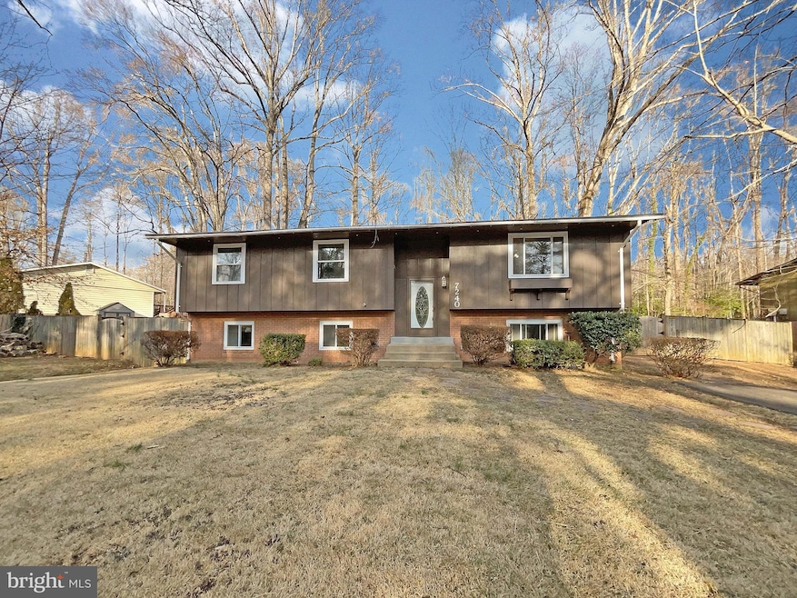 7240 Ridgeway Dr, Manassas, VA 20112 - photo 1