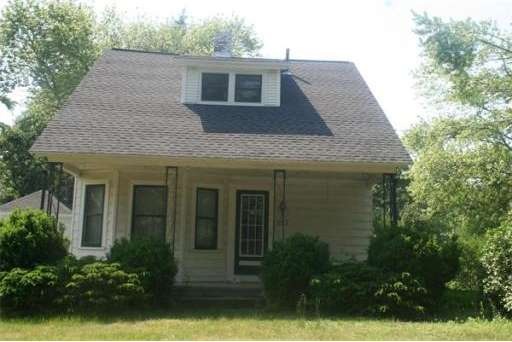 297 West St, Ludlow, MA 01056 - photo 1