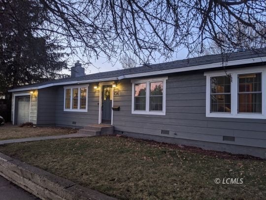 634 S 9th St, Lakeview, OR 97630 - photo 1