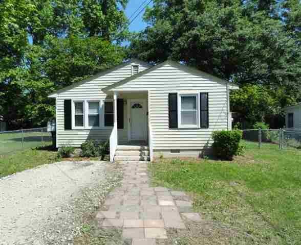 115 N Shore Dr, Jacksonville, NC 28540 - photo 1