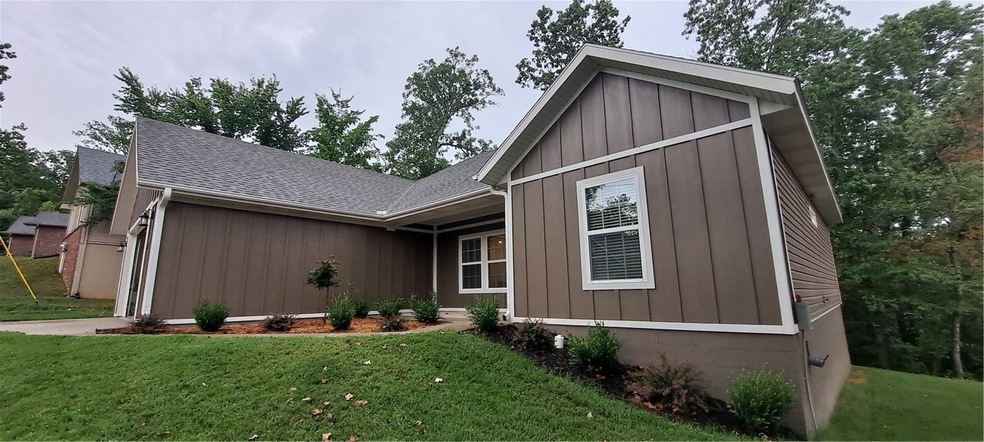 7 Cumbrian Dr, Bella Vista, AR 72714 - photo 1