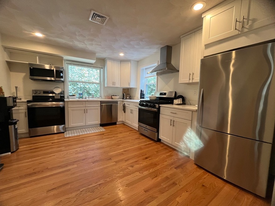 195 195 Grove St unit 201, Cambridge, MA 02138 - photo 1