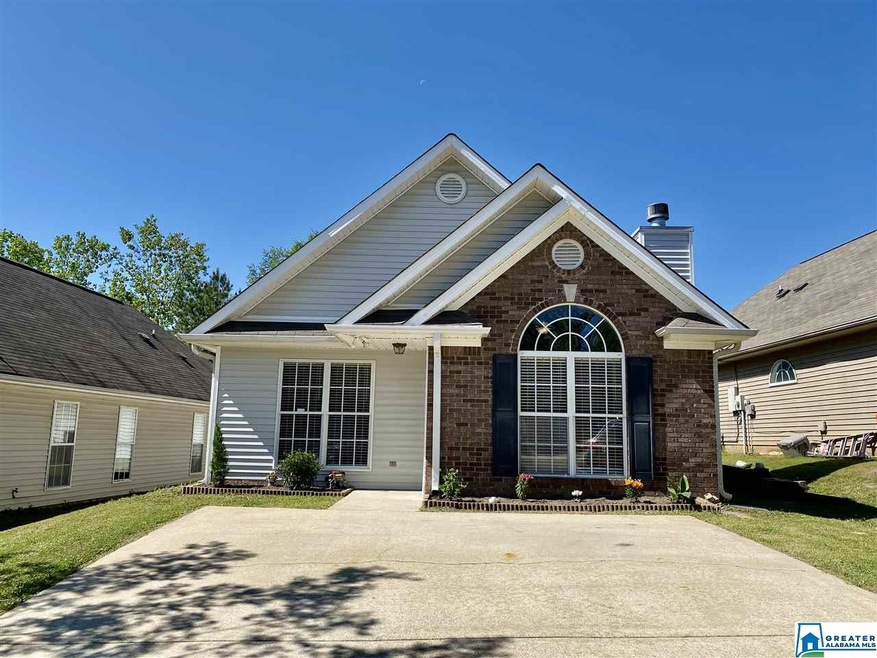 413 Camden Cove Cir, Calera, AL 35040 - photo 1