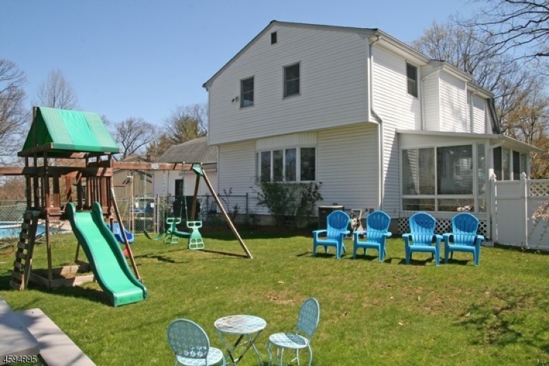 23 Cherry Hill Rd, Livingston, NJ 07039 - photo 1