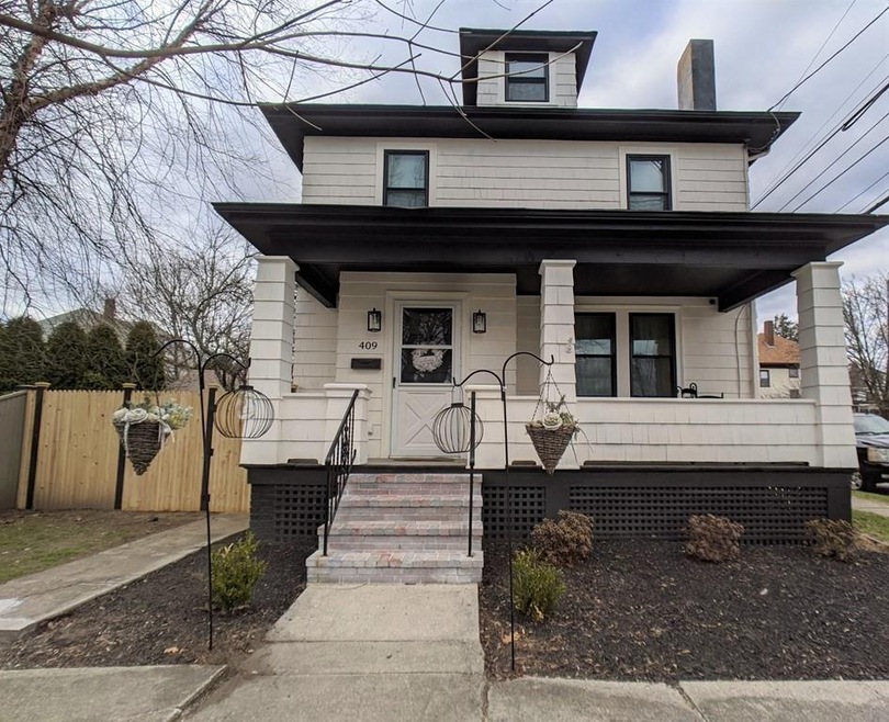 409 Bedford St, New Bedford, MA 02740 - photo 1