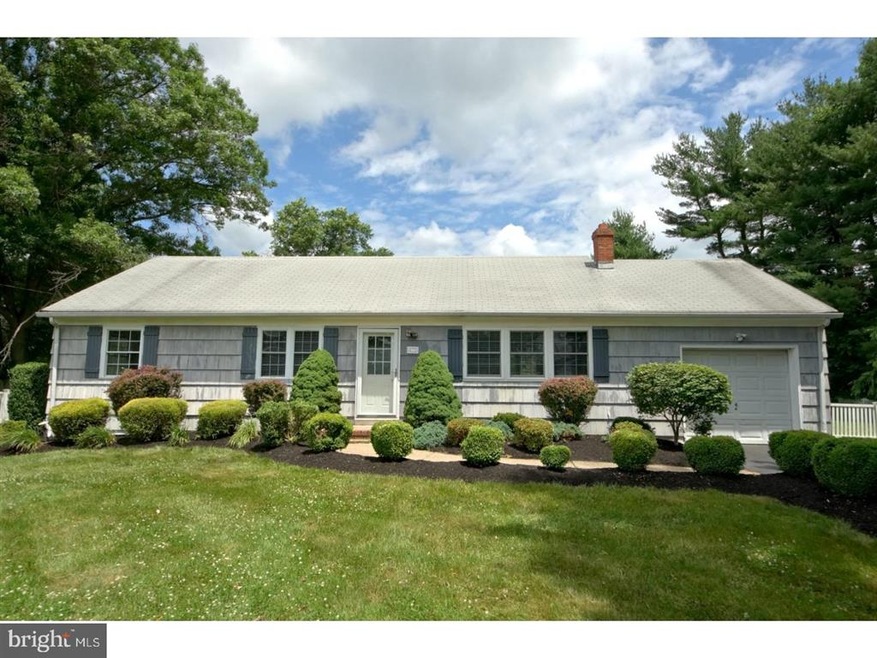 572 Village Rd W, Princeton Junction, NJ 08550 - photo 1