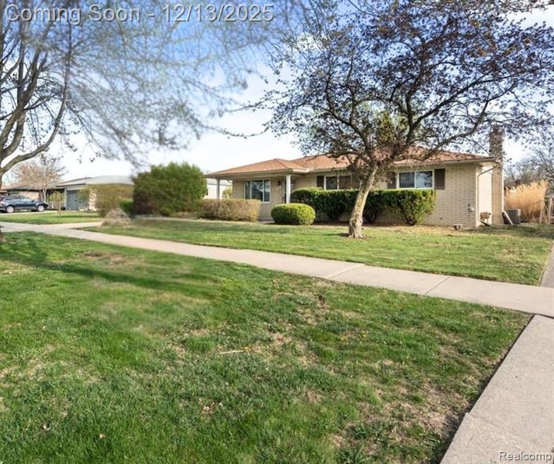 Coming Soon $349,900 • Co-Listing Agent