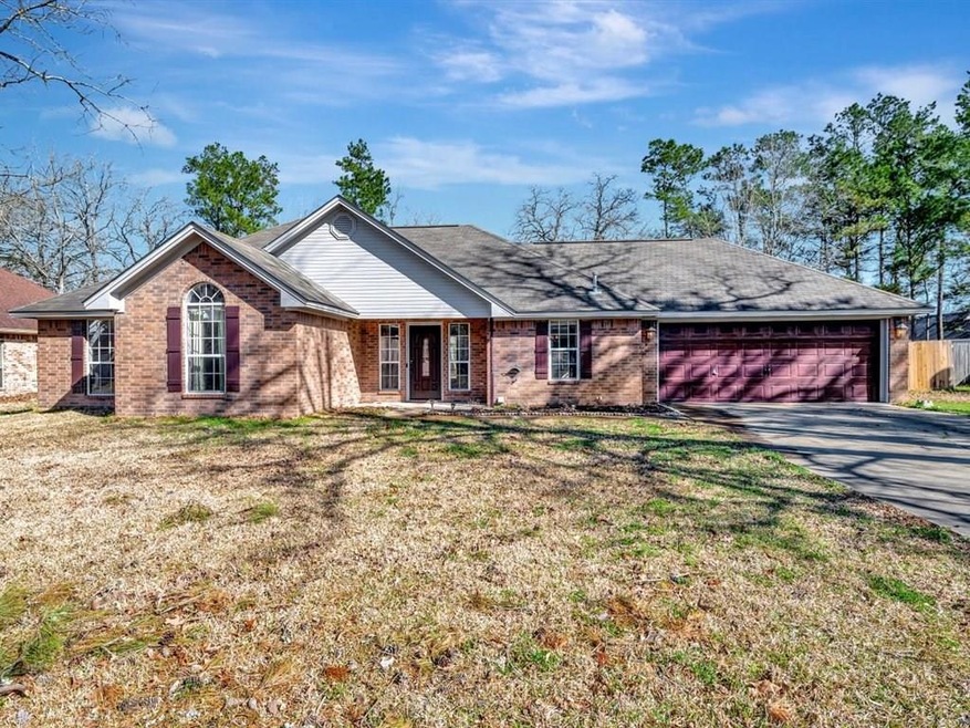 224 Hunters Glen Dr, Lufkin, TX 75904 - photo 1