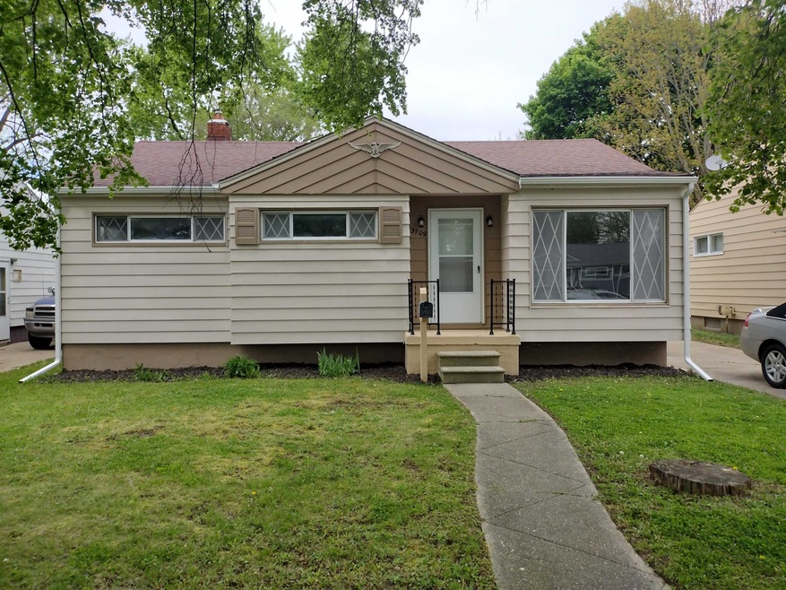 3709 Whittier Ave, Flint, MI 48506 - photo 1