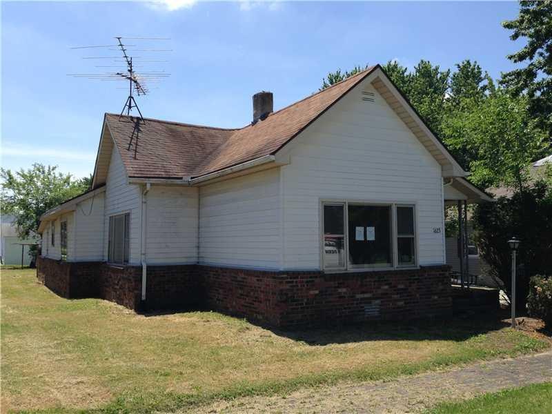 1623 N F St, Elwood, IN 46036 - photo 1