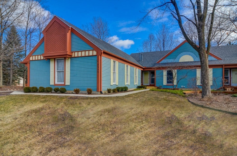 DSC_7725_6_7Real-Estate01-Editsmall.jpg