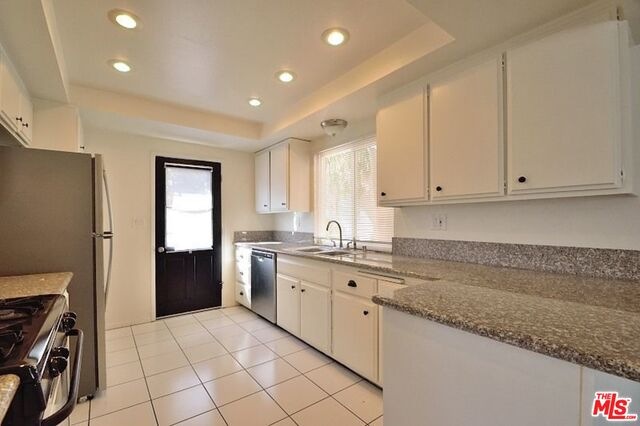 515 W Franklin Ave unit B, El Segundo, CA 90245 - photo 1