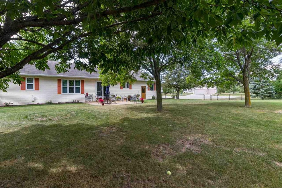 W2956 Stillwater Trail, Appleton, WI 54915 - photo 1