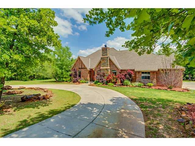 2508 Bobwhite Trail, Edmond, OK 73025 - photo 1