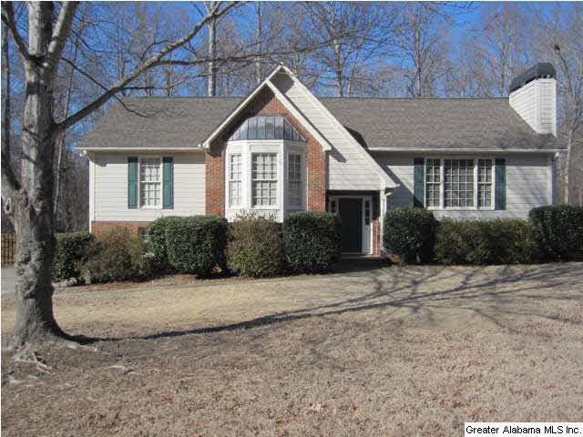 WONDERFUL HOME ON LEVEL LOT